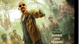 Fahadh Faasil Returns As Bhanwar Singh Shekhawat In Pushpa 2, Makers Share First Look On His Birthday
